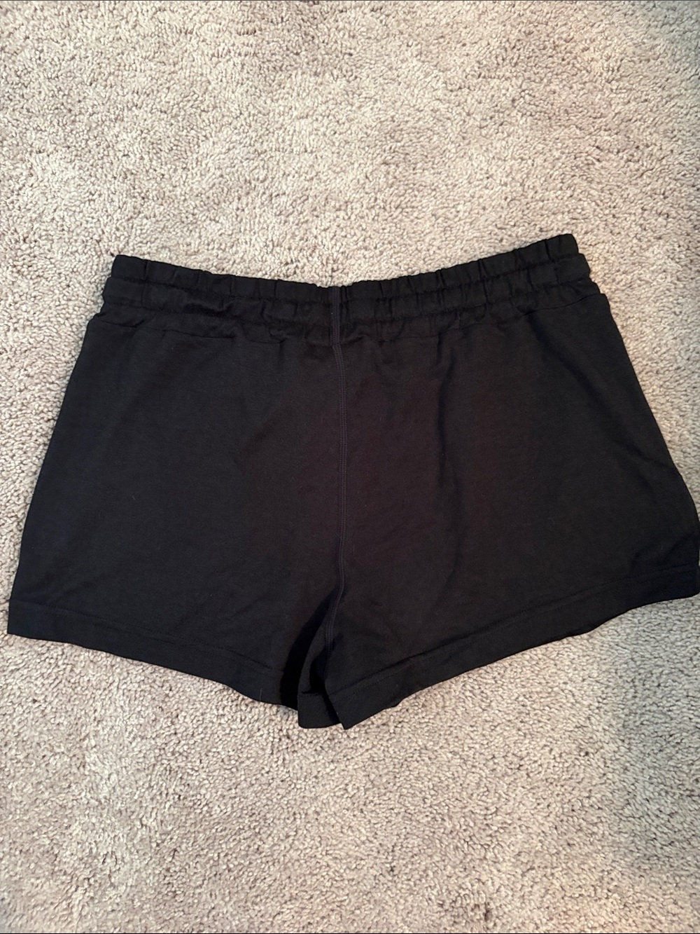 Vuori Halo Shorts, XS - Picture 3 of 4